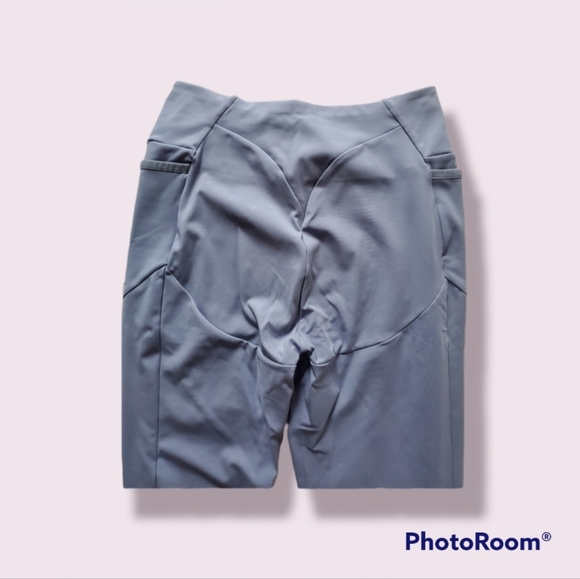 Asymmetrical Gymshark Leggings with Pockets - Picture 2 of 5